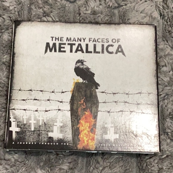 New Seal Unisex Men Size Medium 72 seasons Design With MUYA Bandanna. - Picture 12 of 16